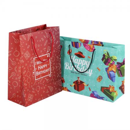 Hersteller angepasstes Logo recycelbare Verpackung CMYK-Papier Verpackung Geburtstagsfeier Tasche