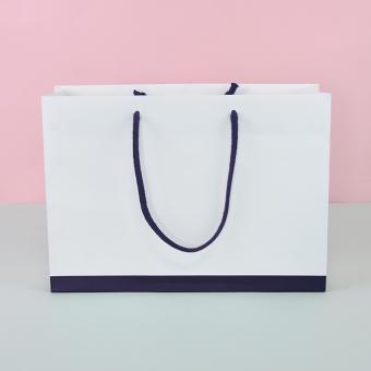 Luxus-boutique-Verpackung, weißes Papier-Geschenk-Tasche benutzerdefinierte logo bedruckt Papier-Tragetaschen mit Baumwolle Seil Griffen